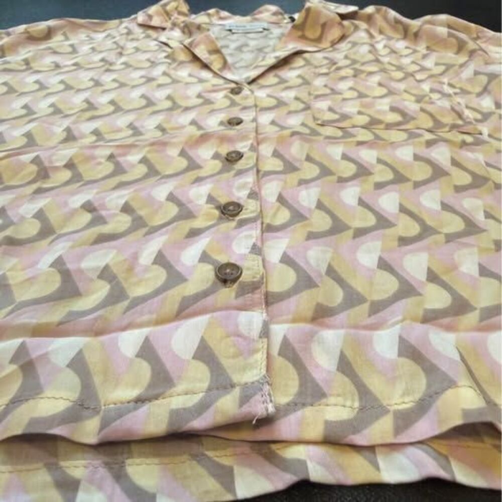prAna XS Short Sleeve Geometric Print Button-Down Shirt
